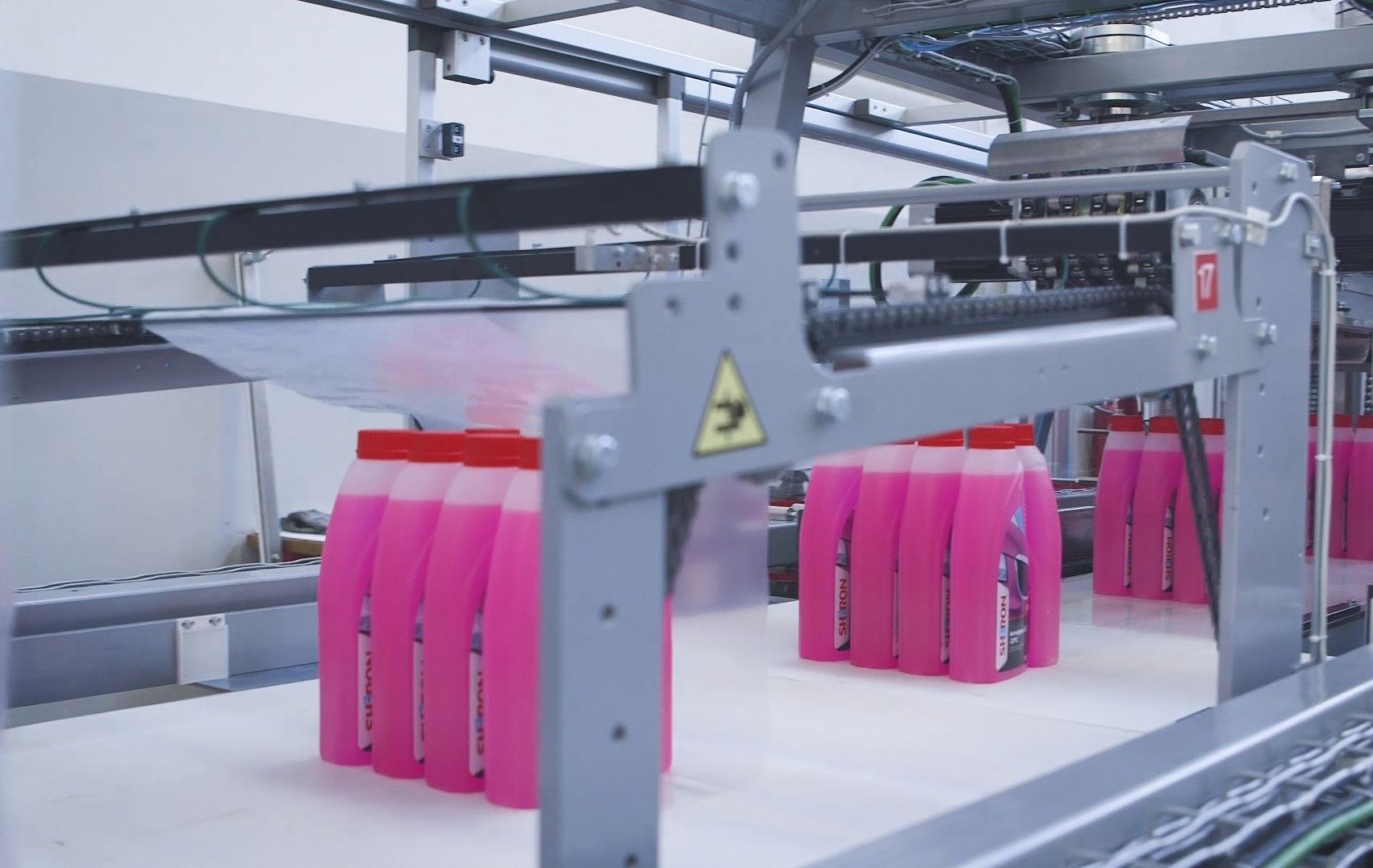 Shrink Wrappers: A Cost-Effective Packaging Solution